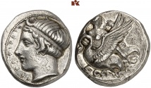 KAMARINA. AR-Didrachme, 415/405 v. Chr.,  Avers signiert von Hyl(...), Revers signiert von Exakestidas; 8.73 g. Westermark/Jenkins 158; Hoover 529; Lathe Biosas S. 160 (dies Exemplar).